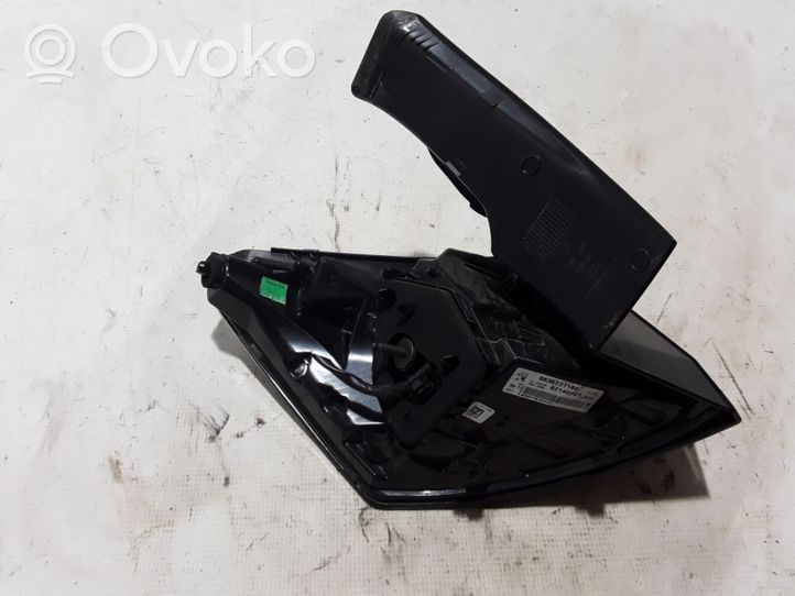 Peugeot 3008 II Lampa tylna 9836231180