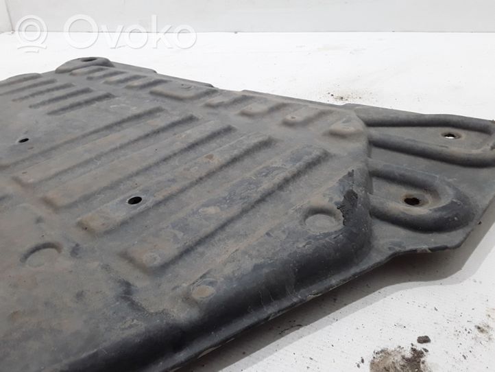 Land Rover Evoque I Защита дна двигателя LR027020