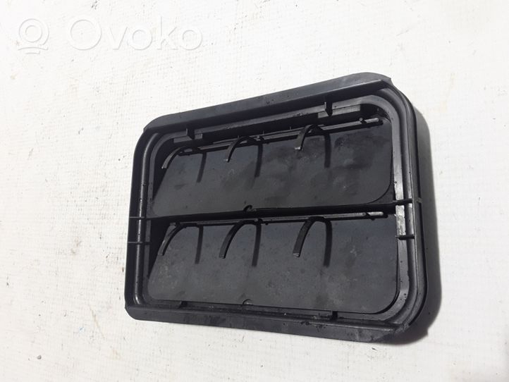 Dacia Jogger Fender grill 7700419636