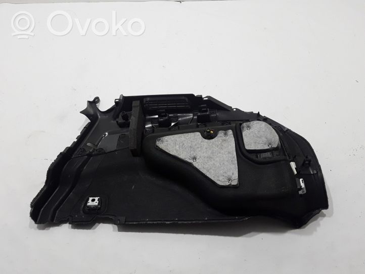 Volvo V60 Boczek / Tapicerka / bagażnika 39804319