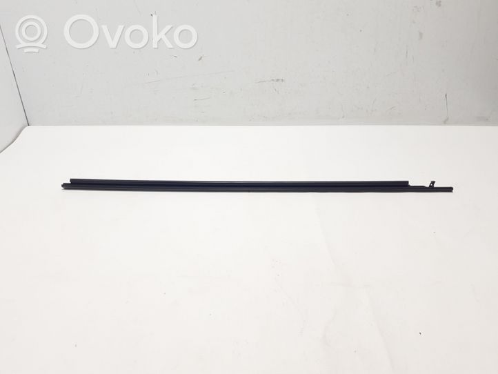 Toyota C-HR Rivestimento modanatura del vetro della portiera anteriore 7571010090