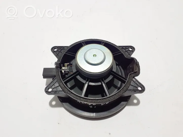 Volvo XC90 Haut-parleur de porte avant 32212429