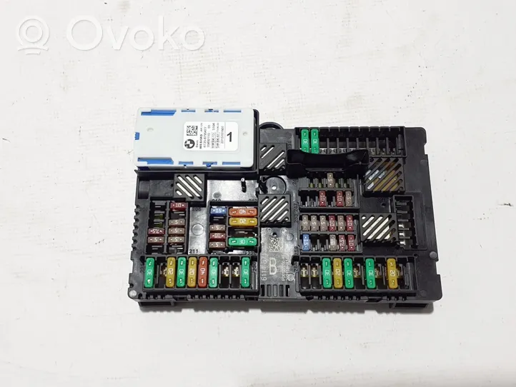 BMW 5 G30 G31 Module de fusibles 8795477