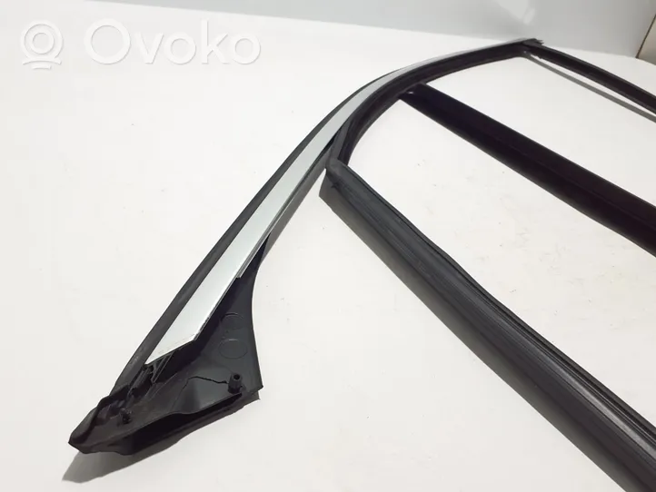 BMW 5 G30 G31 Rivestimento modanatura del vetro della portiera anteriore 7336955