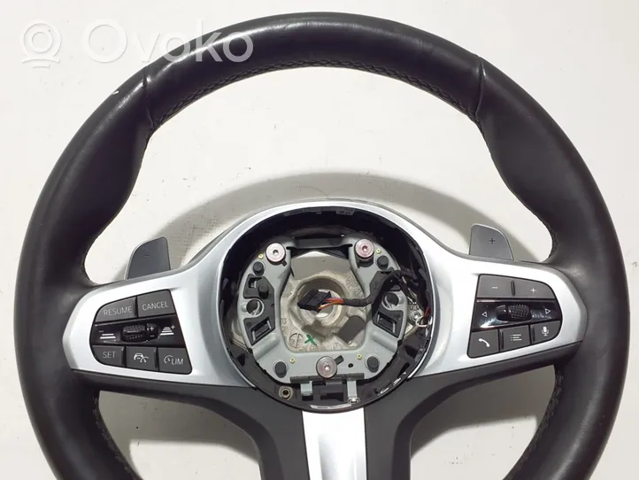 BMW 5 G30 G31 Steering wheel 8008179