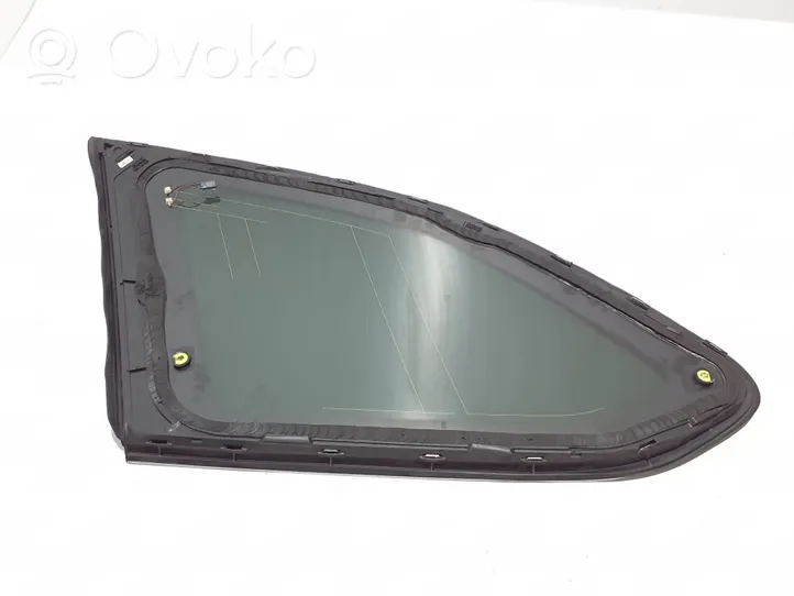 BMW 5 G30 G31 Fenêtre latérale avant / vitre triangulaire 7387468