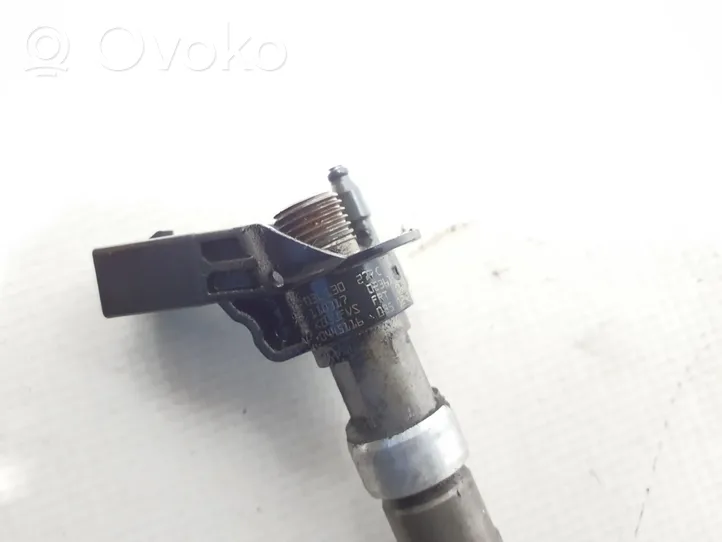 Volkswagen Amarok Injecteur de carburant 03L130277C