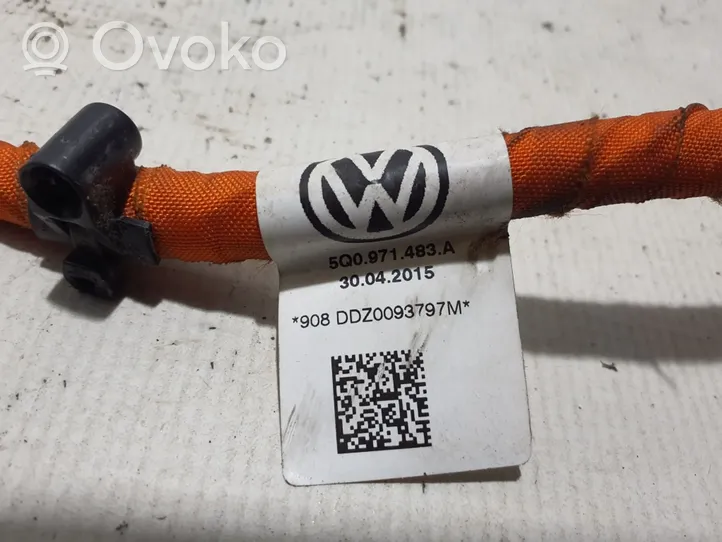 Volkswagen PASSAT B8 Другой проводник 5Q0971483A