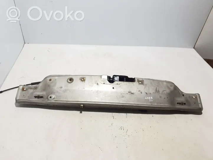 Volkswagen Amarok Headlight/headlamp mounting bracket 2H0805563A