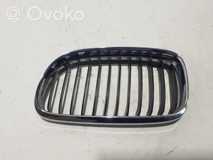 BMW 3 E90 E91 Grille de calandre avant 7201967