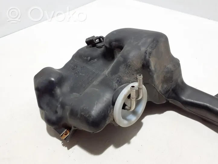 Mercedes-Benz E W212 Réservoir de liquide lave-glace A2048602060