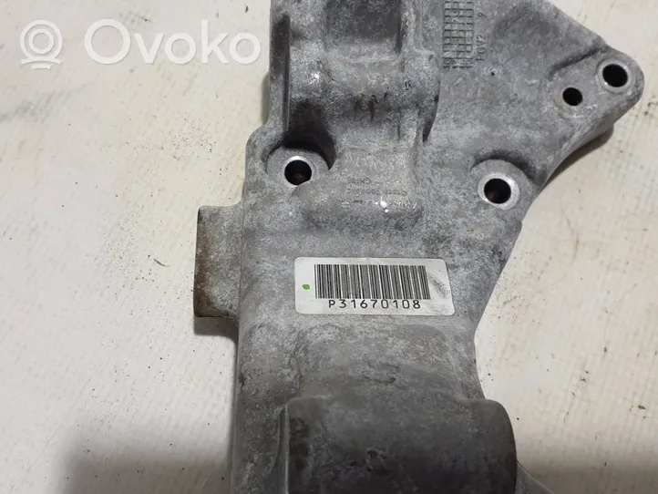 Volvo XC60 Generator/alternator bracket 31670108