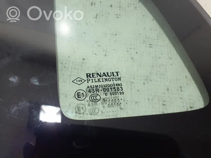 Renault Captur Rear side window/glass 833078189R