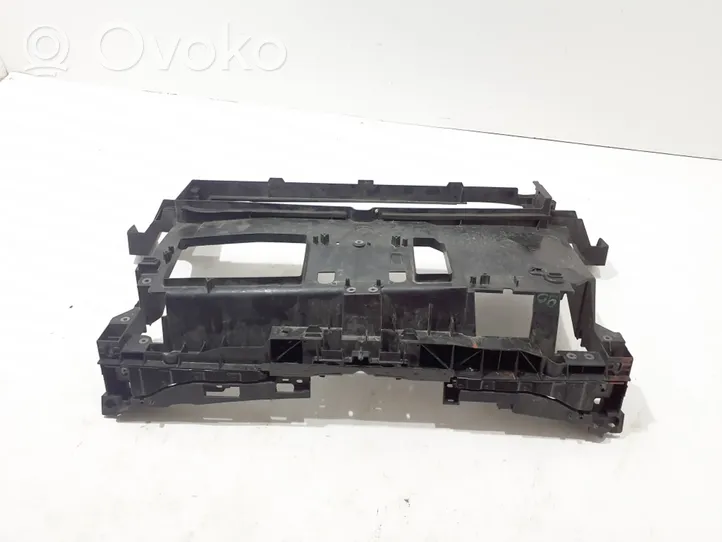 Renault Megane IV Jäähdyttimen kehyksen suojapaneeli 625003551R