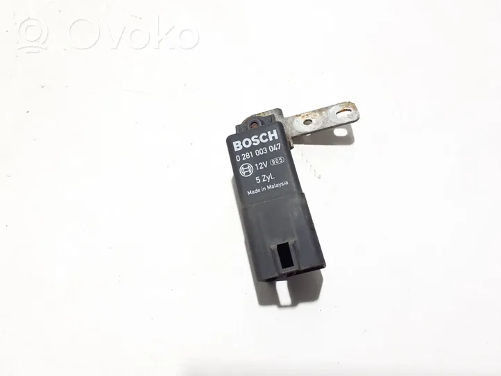 Volvo C30 Hehkutulpan esikuumennuksen rele 30785663