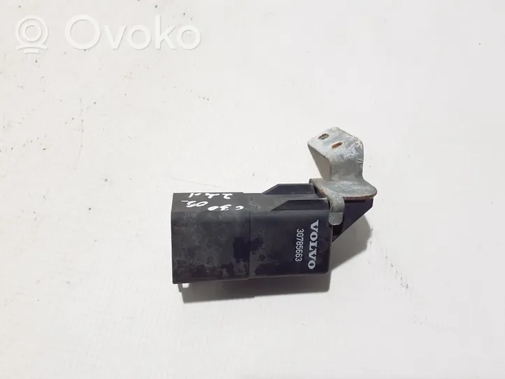 Volvo C30 Glow plug pre-heat relay 30785663