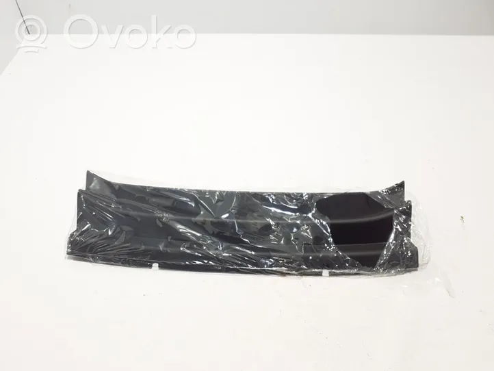 Volvo XC40 Rivestimento della modanatura della chiusura del vano motore/cofano 32234593