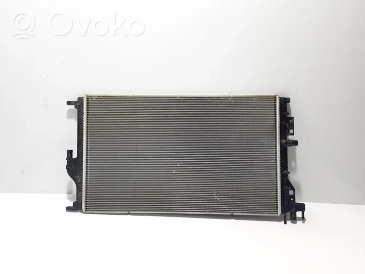 Dacia Duster II Radiateur de refroidissement 214107273R