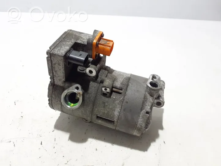 Volkswagen Golf VII Air conditioning (A/C) compressor (pump) 12E820803E