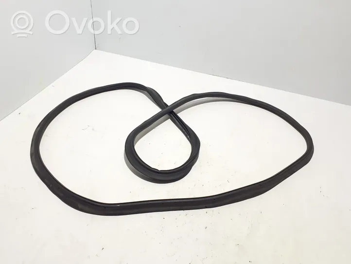 Skoda Kamiq Trunk rubber seal (body) 658827705A