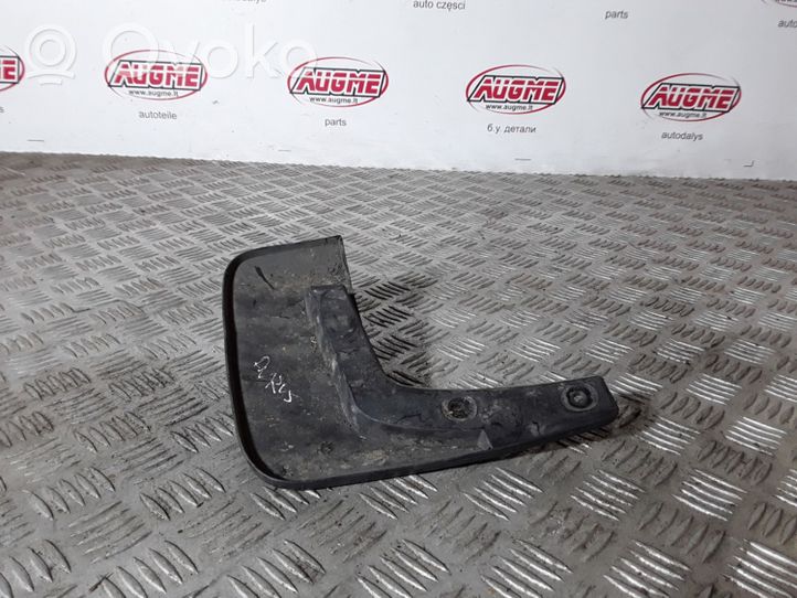 Toyota Auris E180 Soporte antisalpicaduras delantero 7662602340