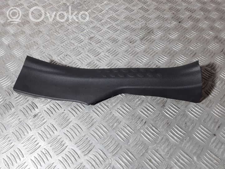 Toyota C-HR Garniture de marche-pieds arrière 67918F4020