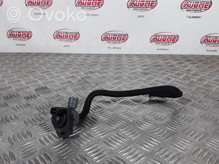 BMW X5 F15 Breather/breather pipe/hose 7636149