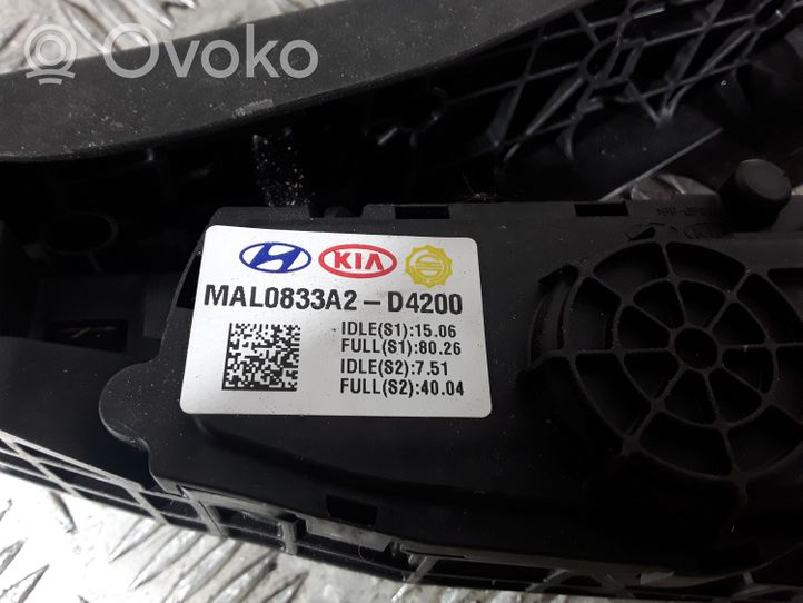 KIA Optima Pedale dell’acceleratore MAL0833A2D4200