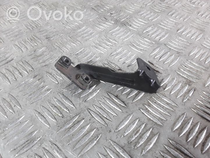 Audi A4 Allroad Support de montage de pare-chocs avant 8K0807334A