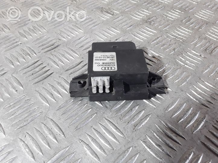 Audi A4 S4 B8 8K Fuel pump relay 8K0906093D