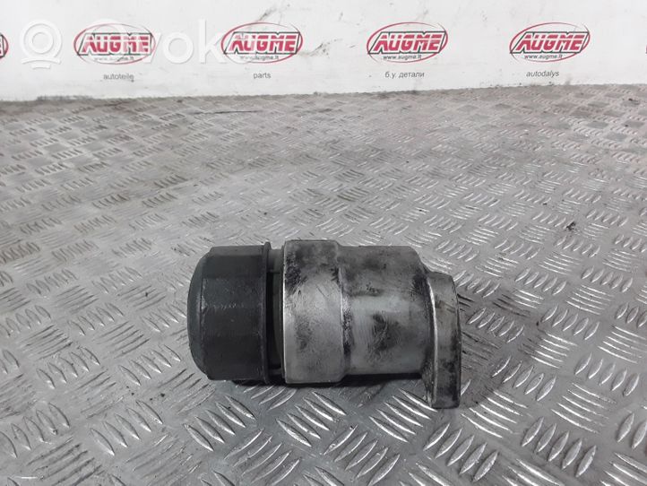 Land Rover Range Rover Sport L320 Öljynsuodattimen kannake 8W936714AD