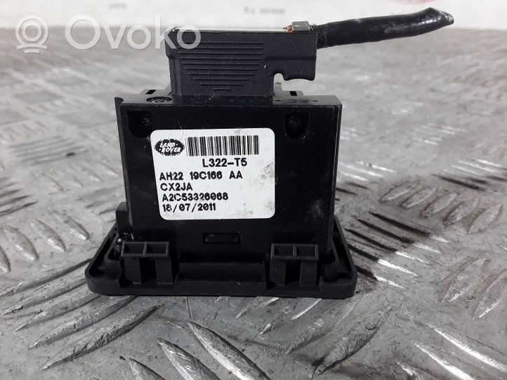 Land Rover Range Rover L322 Gniazdo / Złącze USB AH2219C166AA