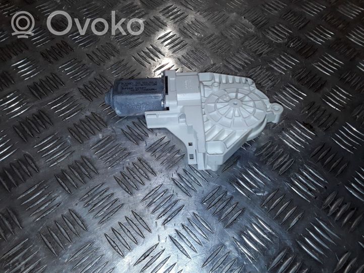 Audi Q7 4L Moteur de lève-vitre de porte avant 8K0959801A