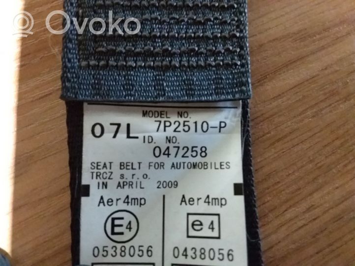 Toyota Avensis T270 Front seatbelt 7P1510P