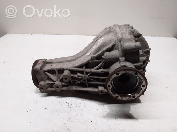 Audi A4 S4 B8 8K Takatasauspyörästö 0AR525053D