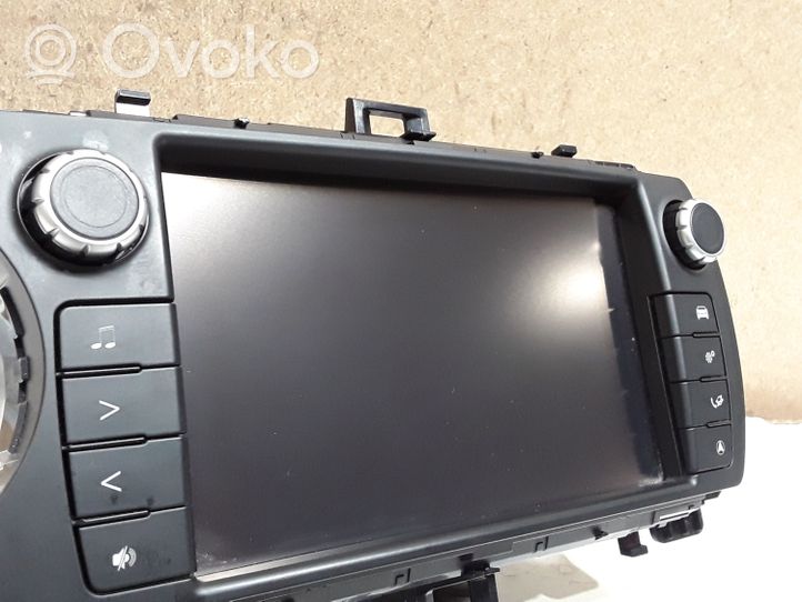 Toyota Yaris Panel / Radioodtwarzacz CD/DVD/GPS 861400D100