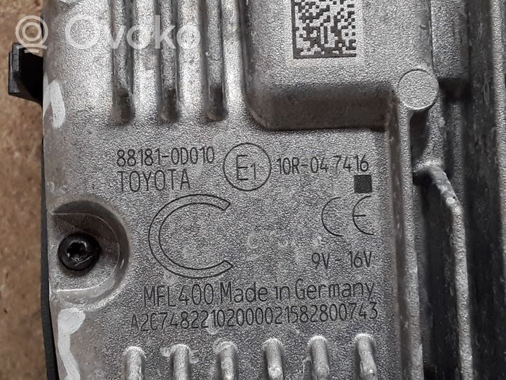 Toyota Yaris Moduł poziomowanie świateł Xenon 881810D010