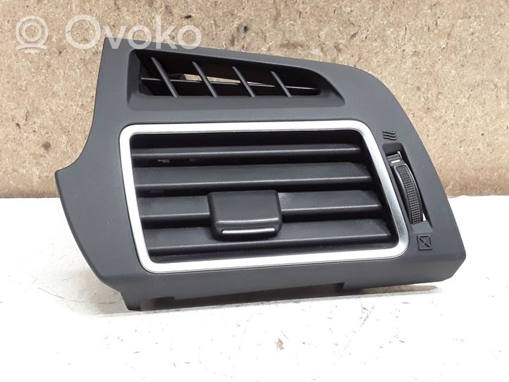 Toyota Verso Garniture, panneau de grille d'aération latérale 556500F020