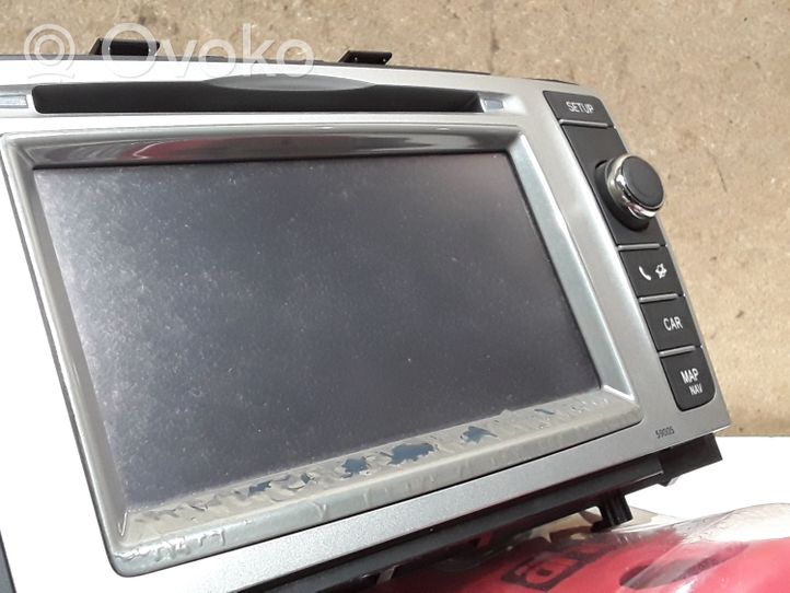 Toyota Avensis T270 Radio/CD/DVD/GPS-pääyksikkö 8614005010