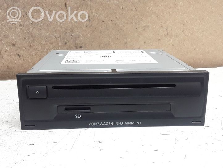 Volkswagen PASSAT B8 Head unit multimedia control 3Q0035824