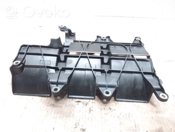 Mercedes-Benz Vito Viano W639 Separatore dello sfiato dell’olio A6421800885