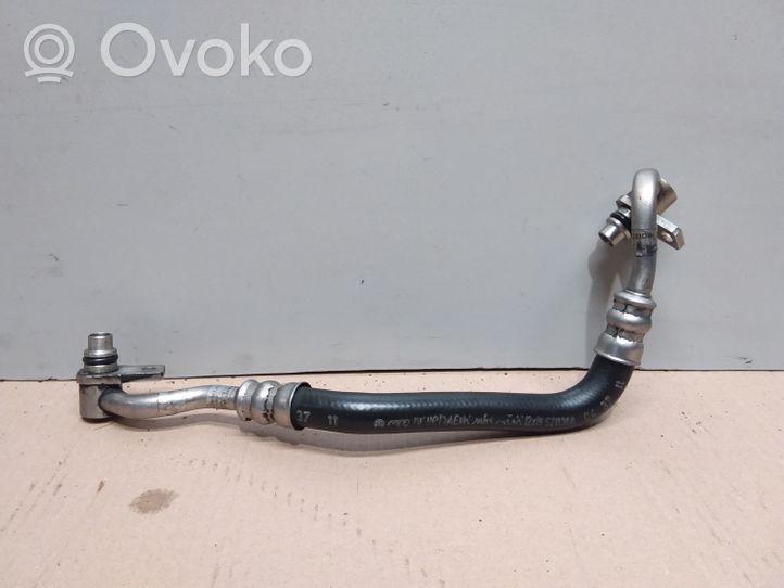 Audi A6 S6 C7 4G Tubo flessibile del radiatore dell’olio del cambio 4G0317817Q