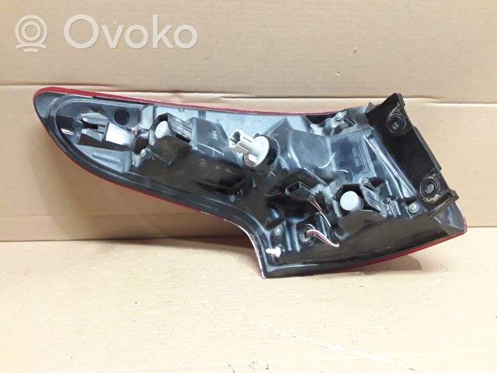 Nissan Qashqai Galinis žibintas kėbule 265504EA0A