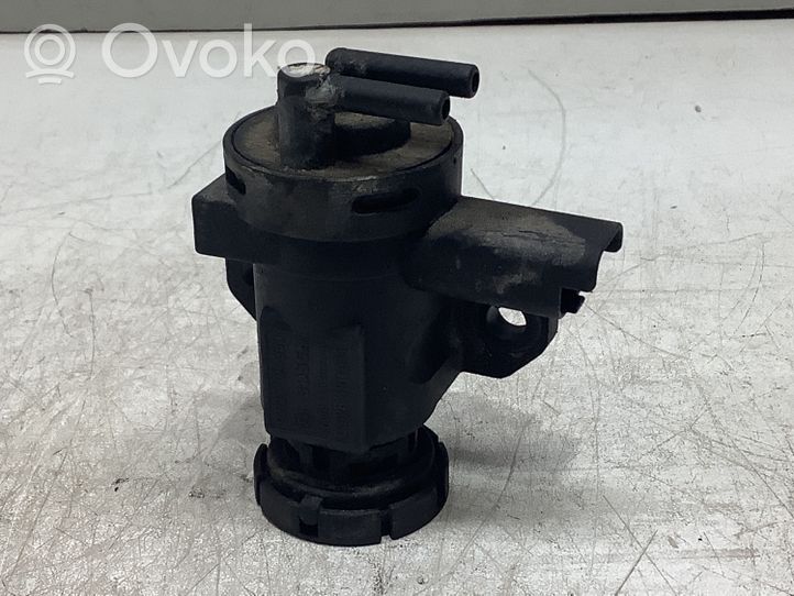 Peugeot 307 Vacuum valve 9635704380