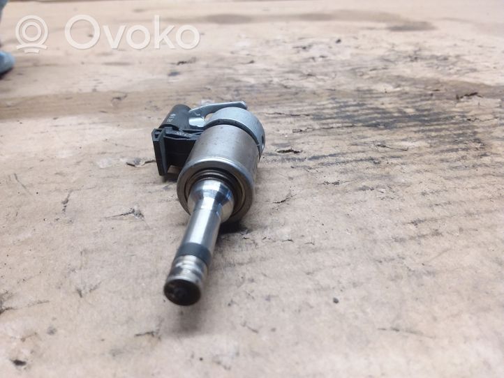 Skoda Fabia Mk3 (NJ) Injecteur de carburant 04E906036AE