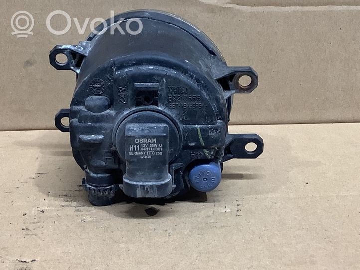 Toyota Avensis T270 Передняя противотуманная фара 812100D041