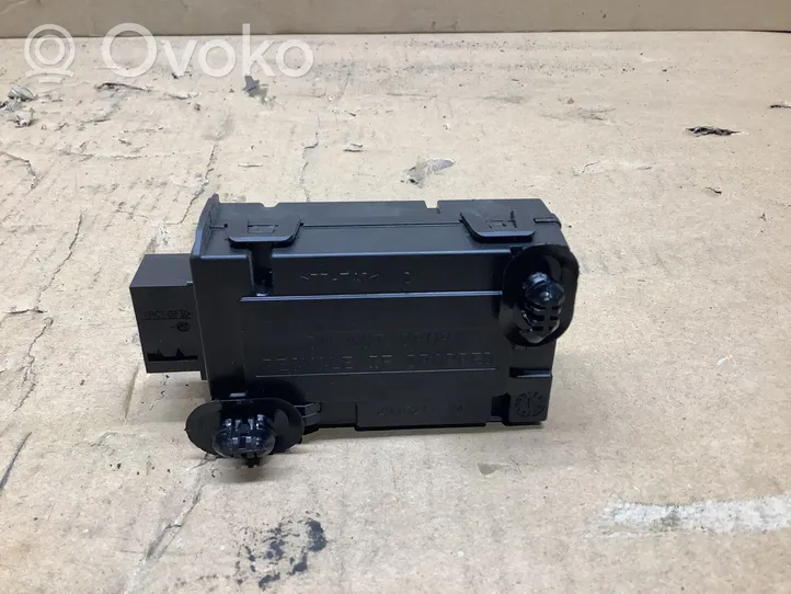 Peugeot 508 Tire pressure control unit 9807299980