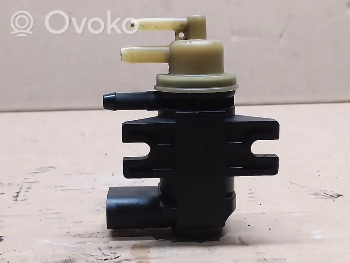 Audi Q3 8U Solenoīda vārsts 1K0906627B