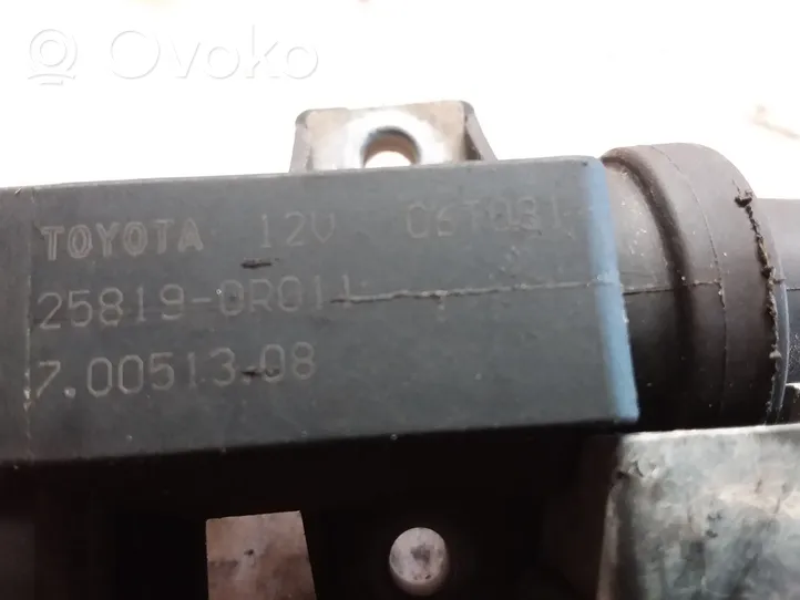 Toyota Avensis T250 Vacuum valve 258190R011