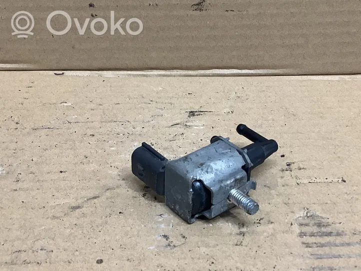 Mazda CX-7 Electrovanne Soupape de Sûreté / Dépression K5T48484